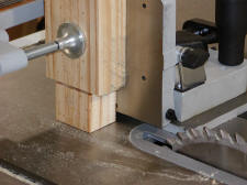 Delta 34-184 Universal Tenoning Jig | Online Tool Reviews
